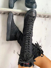 Schnürstiefel aus Segeltuch